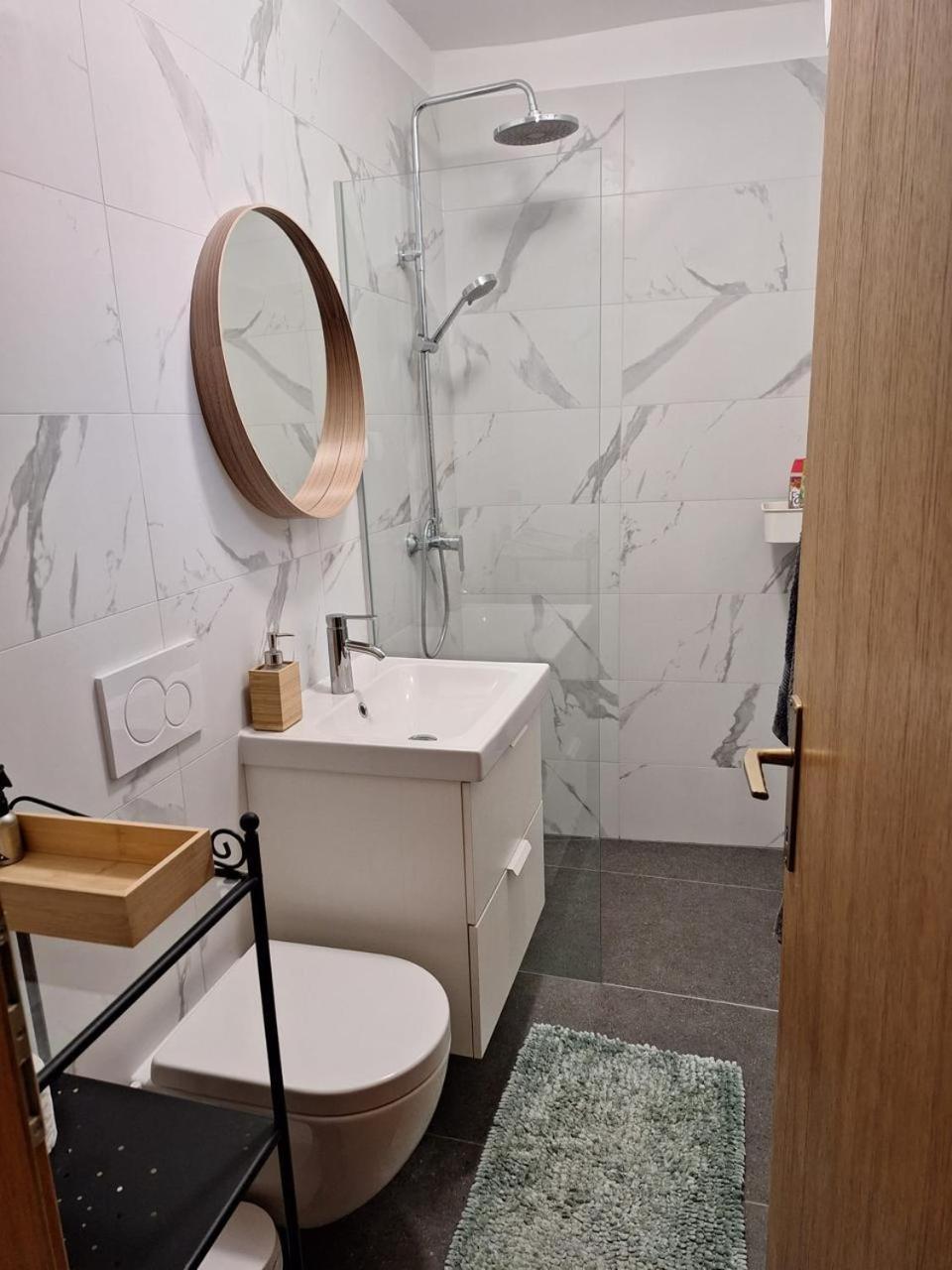 Avrora House Free Parking In Old Town Apartment Ljubljana Exterior photo